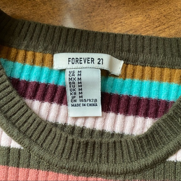Forever 21 Top - Picture 2 of 4